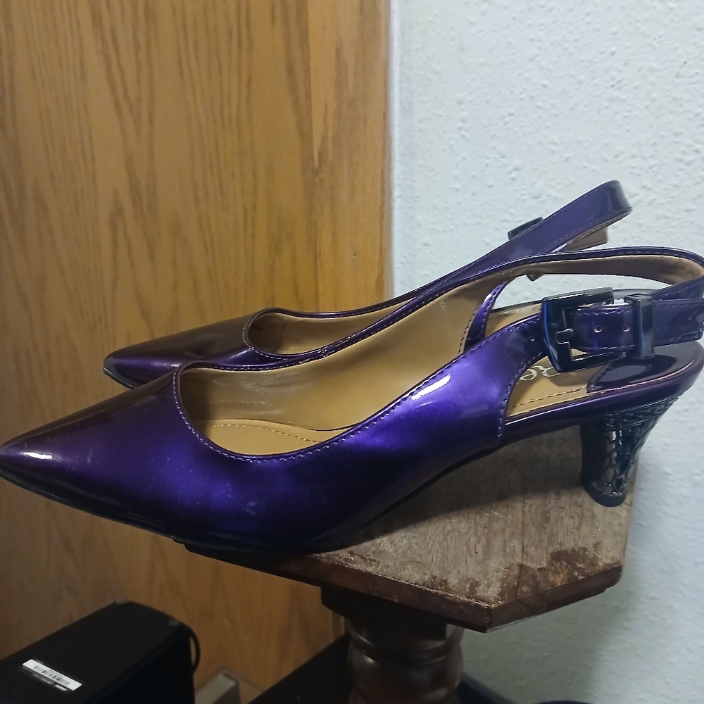 Renee Maressa Purple Patent Slingback Pumps Sculpted Scale Heel Size 6M - Picture 4 of 7